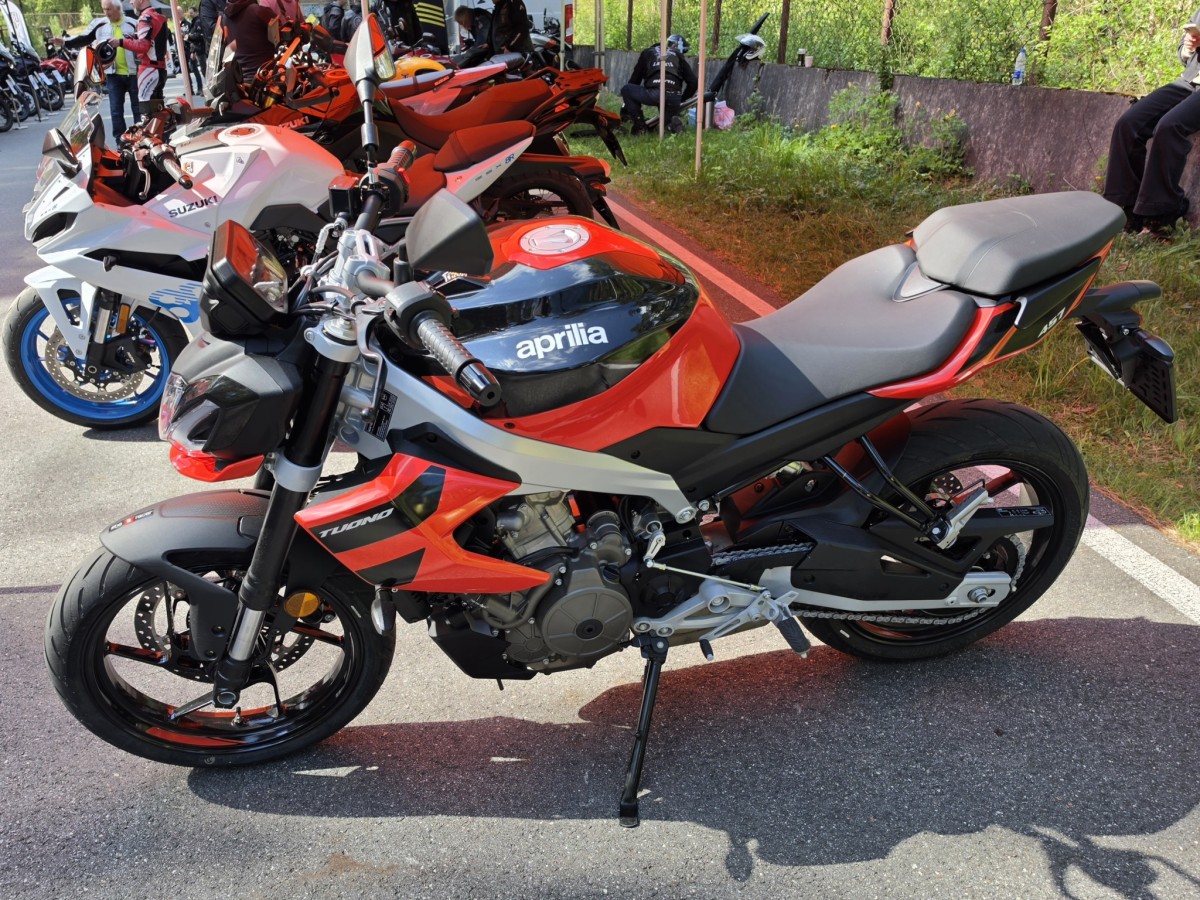Aprilia Tuono 457 Foto: iAuto