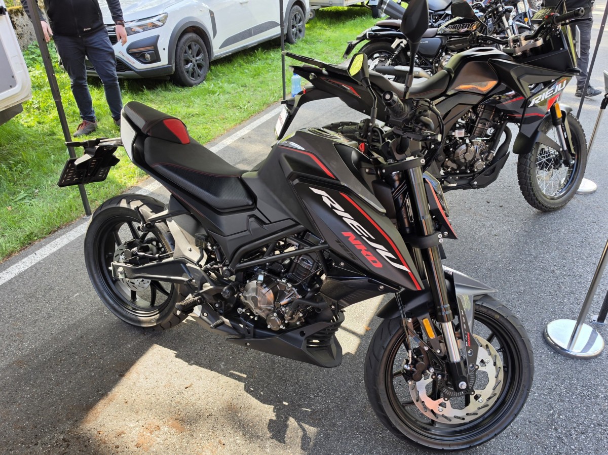 Rieju NKD 125 R Foto: iAuto