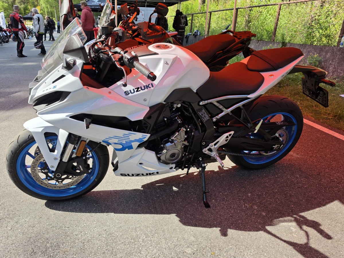 Suzuki GSX-S8R Foto: iAuto